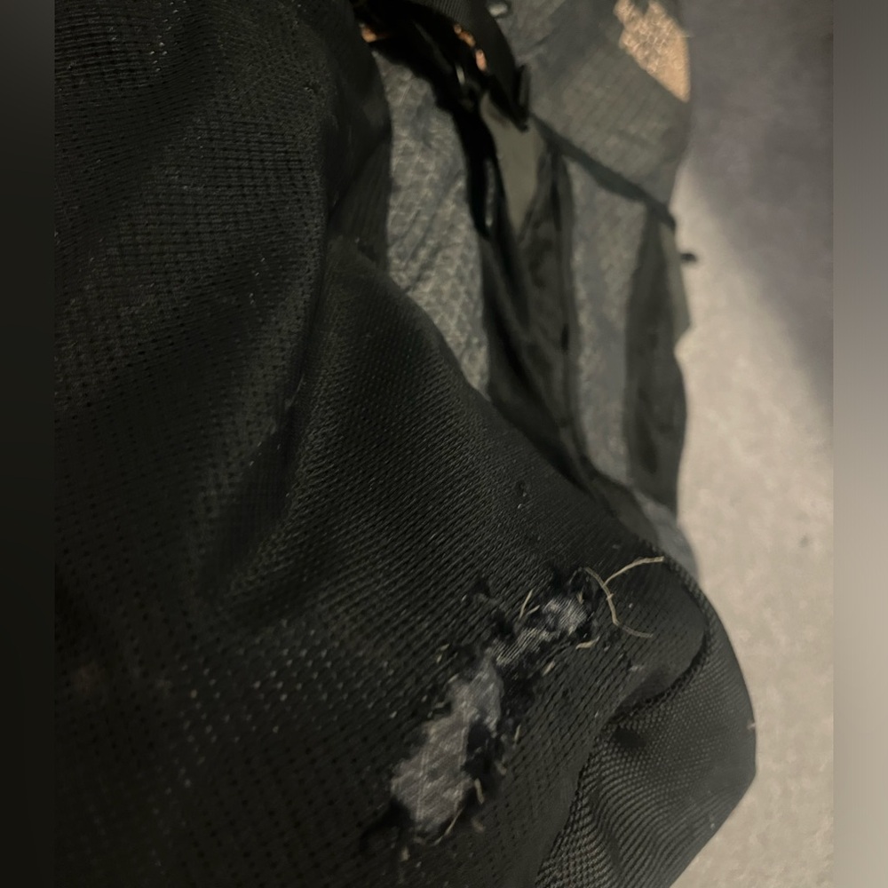 northface recon backpack - Picture 5 of 6